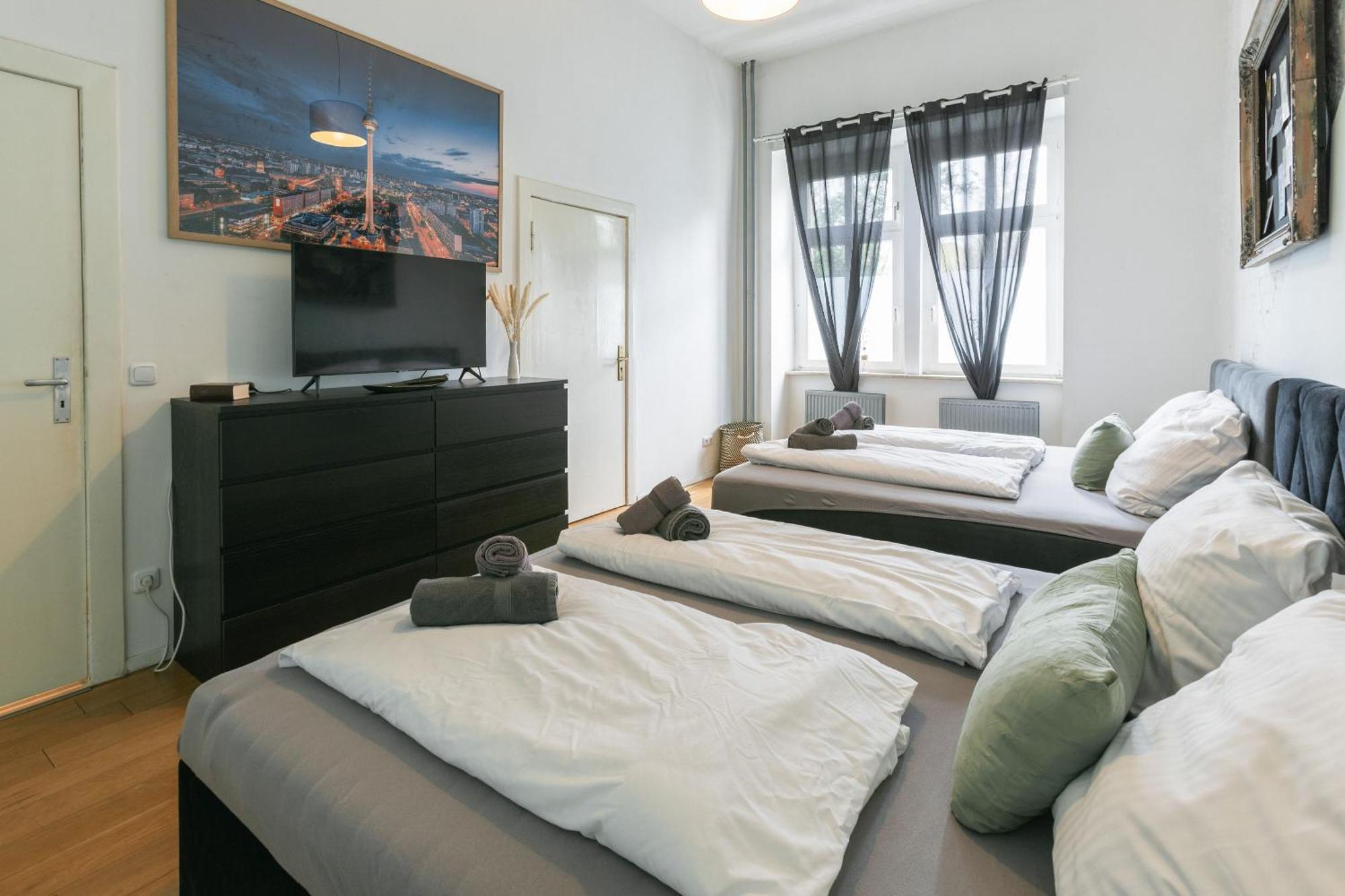 Apartamento Blue Chili 30 - Industrial Chic Im Coolen Wedding - Bis 7 Personen Berlín Exterior foto