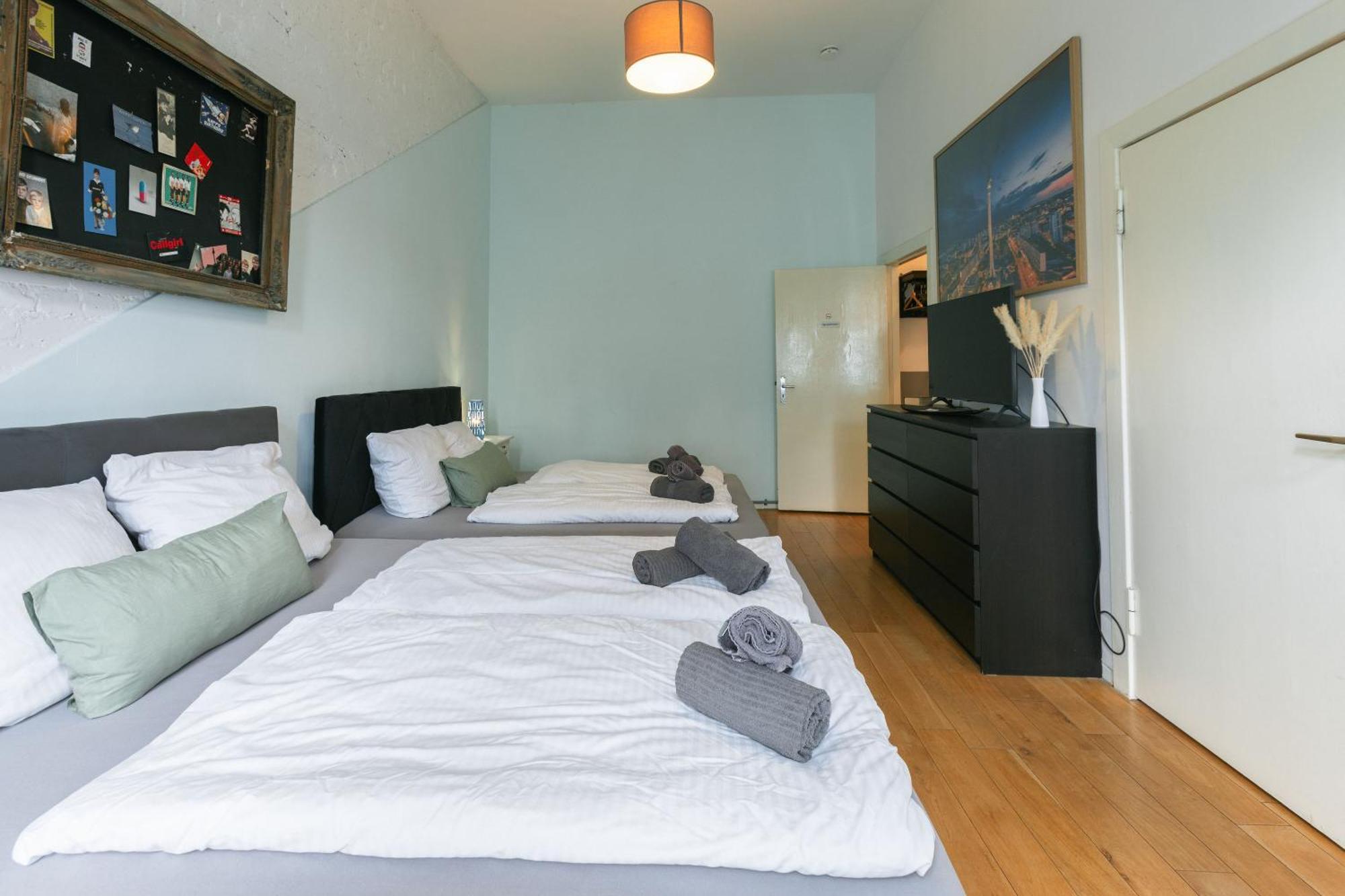 Apartamento Blue Chili 30 - Industrial Chic Im Coolen Wedding - Bis 7 Personen Berlín Exterior foto